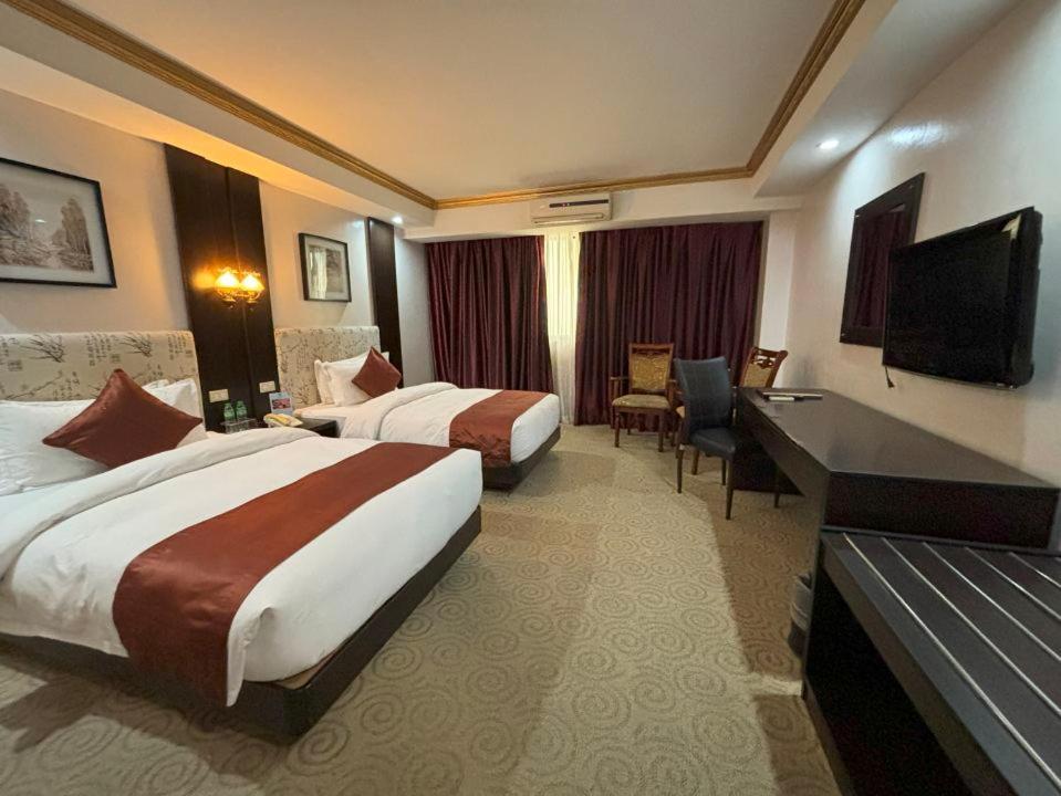 Lido De Paris Hotel Manila Kültér fotó