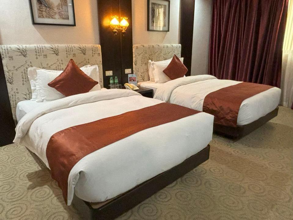 Lido De Paris Hotel Manila Kültér fotó