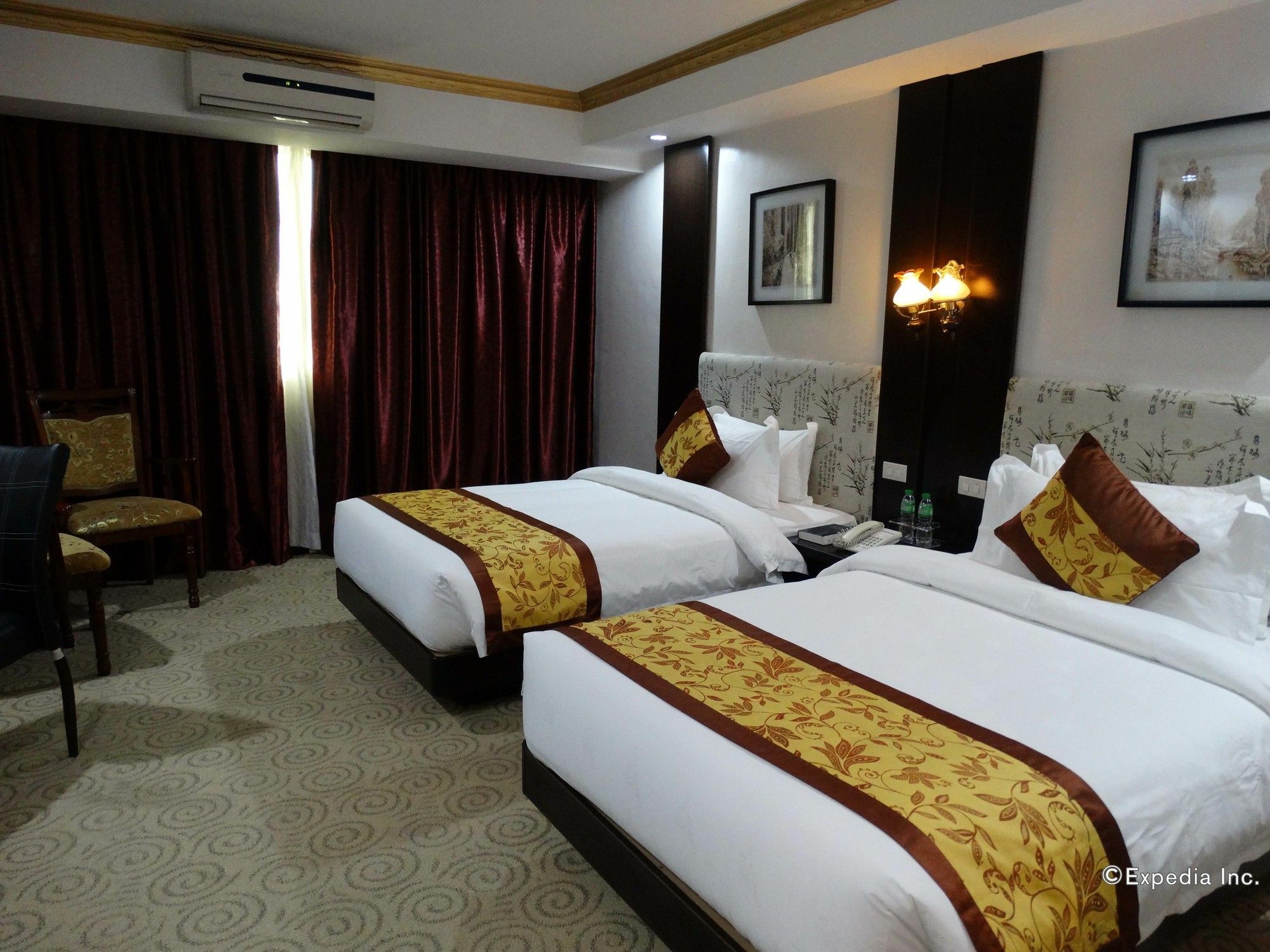 Lido De Paris Hotel Manila Kültér fotó