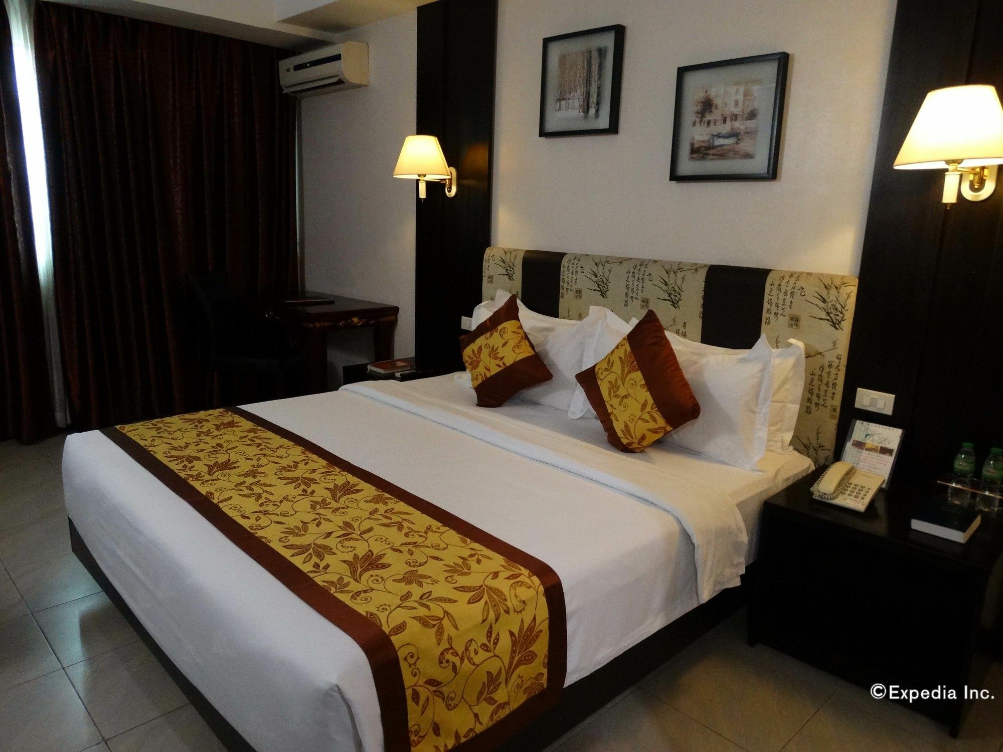 Lido De Paris Hotel Manila Kültér fotó